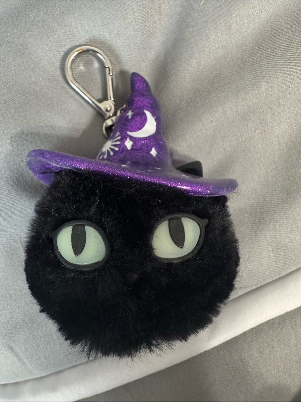 Bath & Body works Halloween key chain hand sanitizer holder- Black Cat
